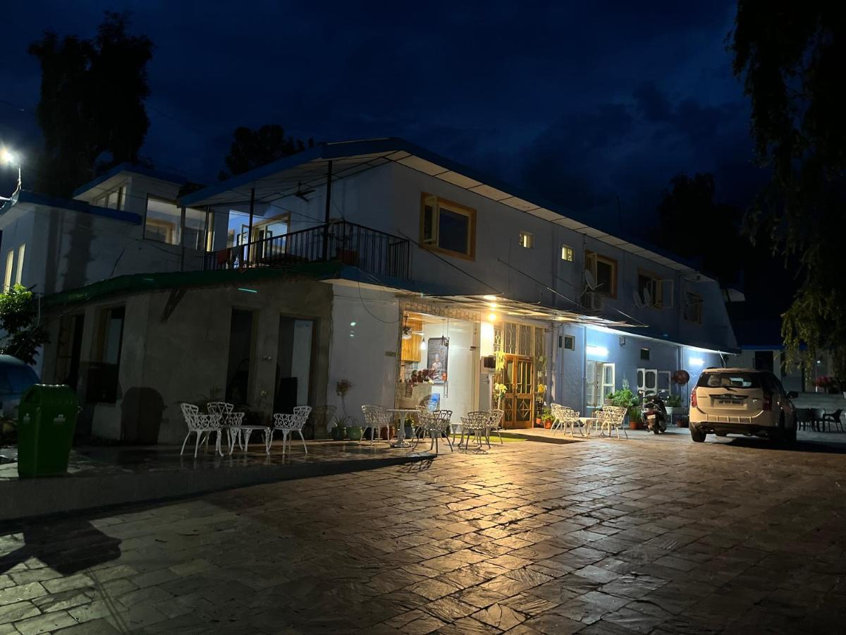 Pops Resort ปาแลมปูร์ ภายนอก รูปภาพ
