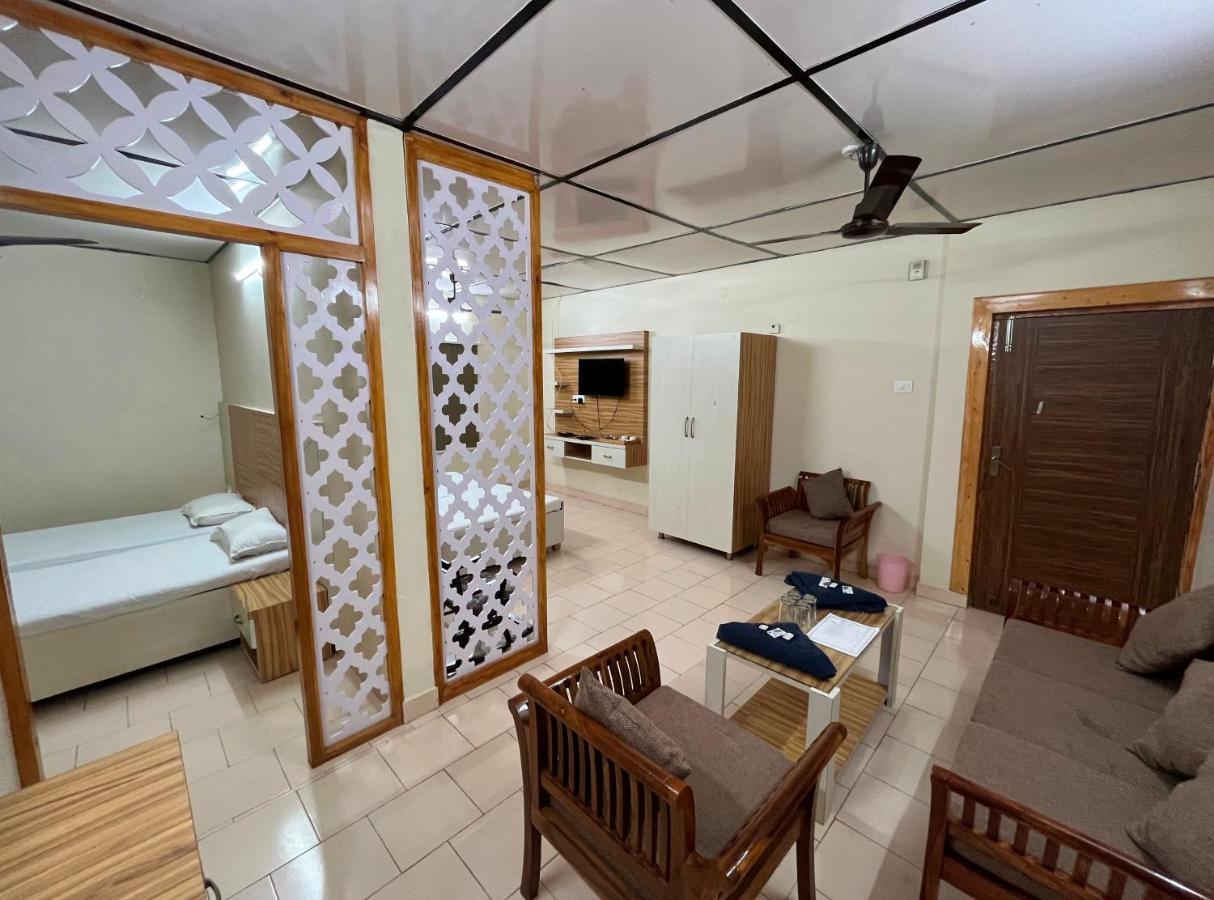 Pops Resort ปาแลมปูร์ ภายนอก รูปภาพ