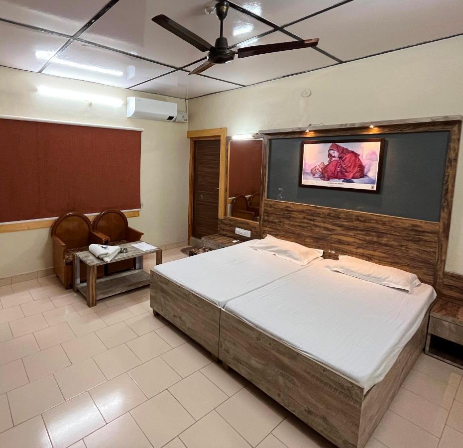 Pops Resort ปาแลมปูร์ ภายนอก รูปภาพ