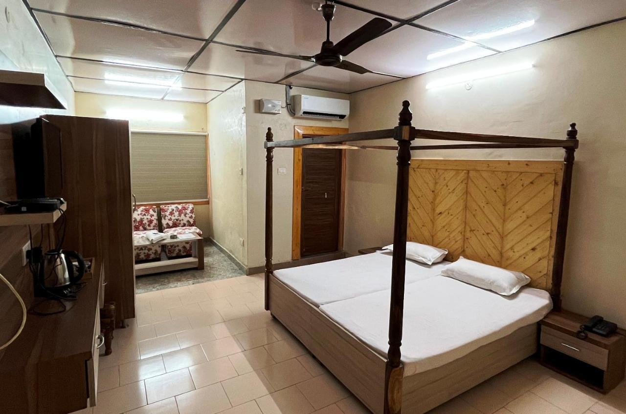 Pops Resort ปาแลมปูร์ ภายนอก รูปภาพ