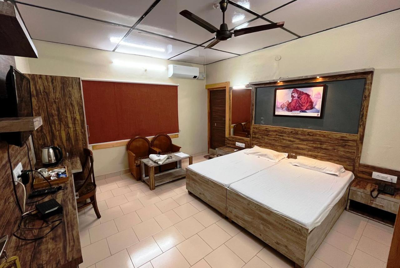 Pops Resort ปาแลมปูร์ ภายนอก รูปภาพ