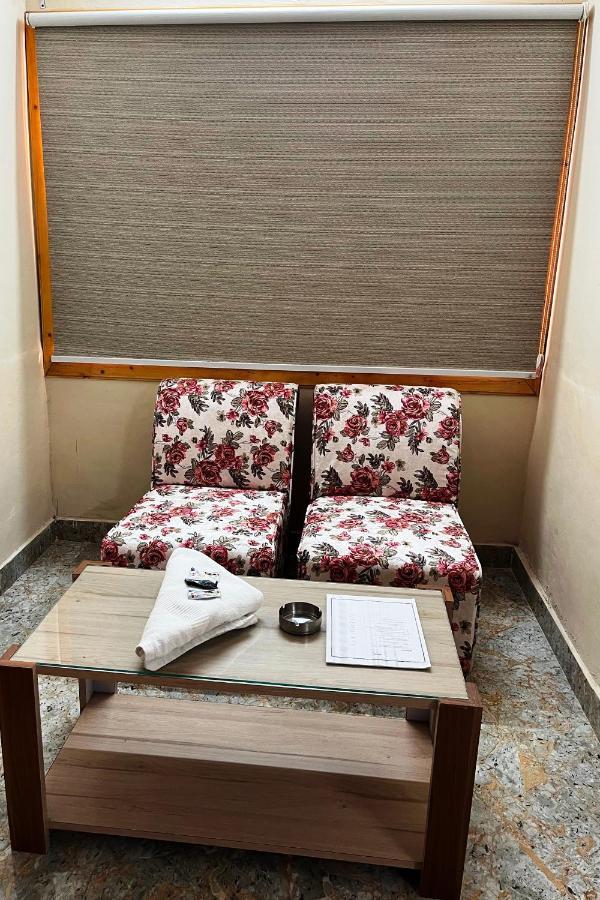 Pops Resort ปาแลมปูร์ ภายนอก รูปภาพ