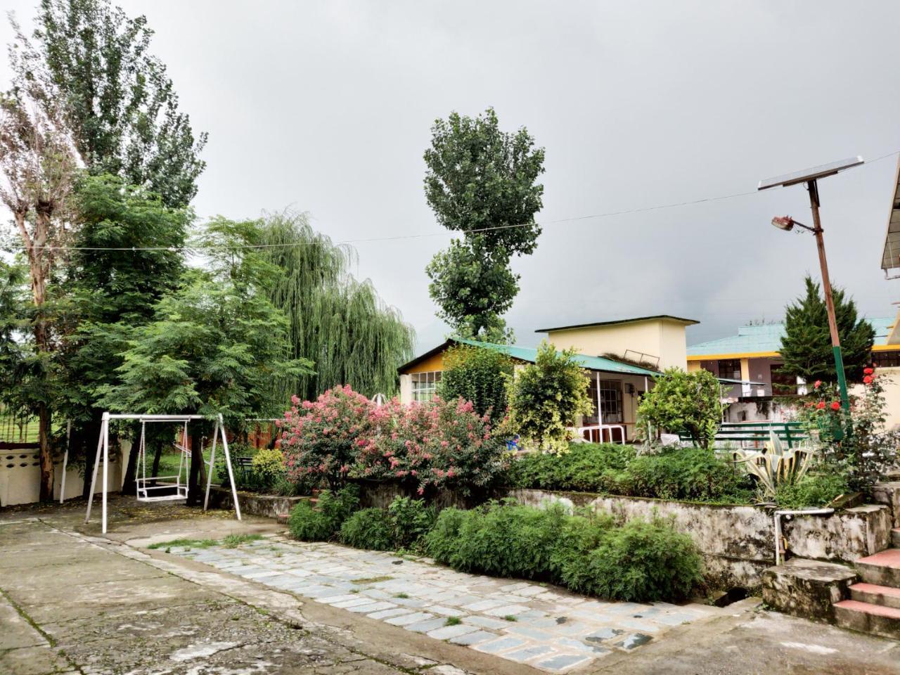 Pops Resort ปาแลมปูร์ ภายนอก รูปภาพ
